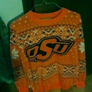 Osu sweater